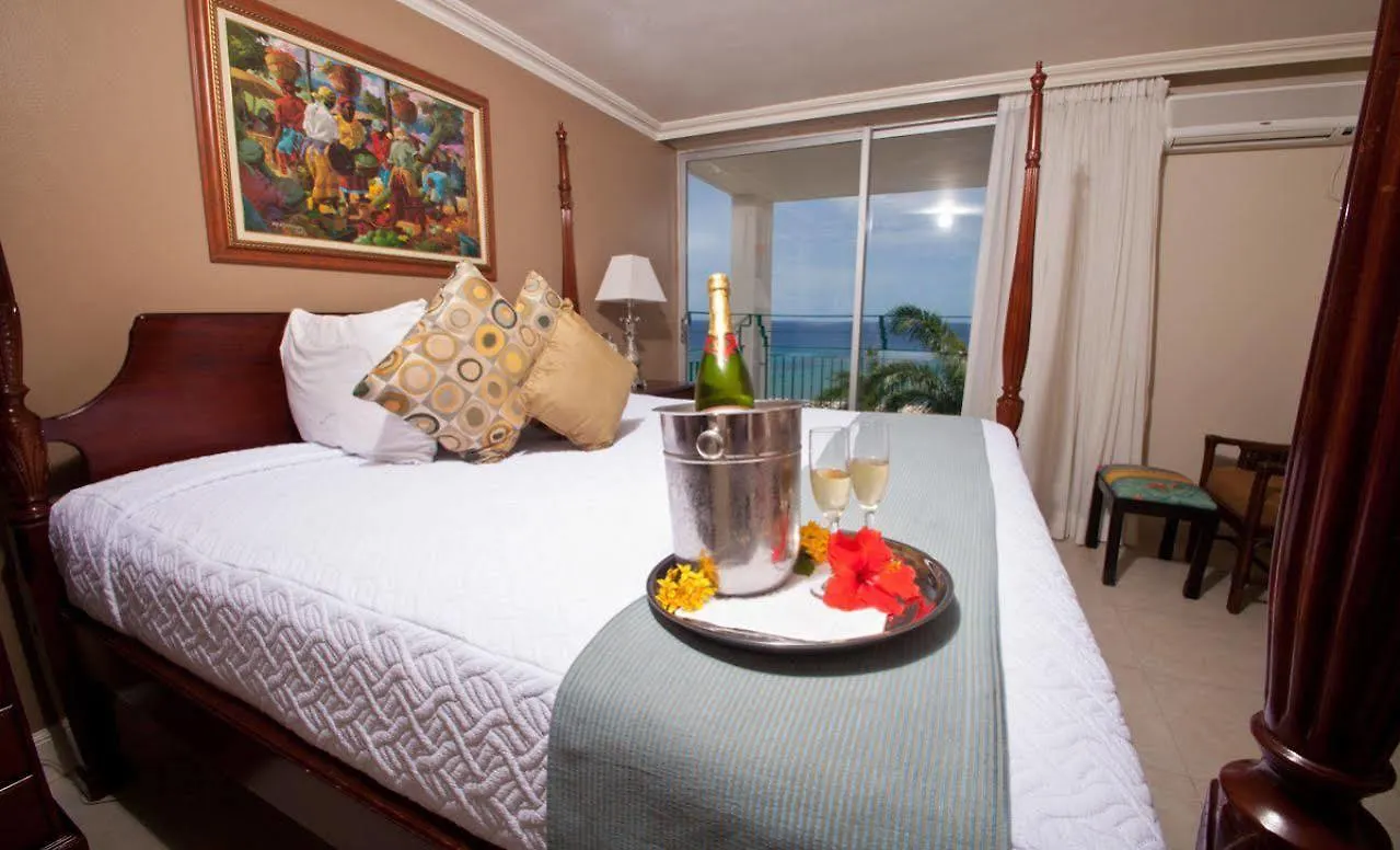 The Oasis At Sunset Hotel Montego Bay Resort