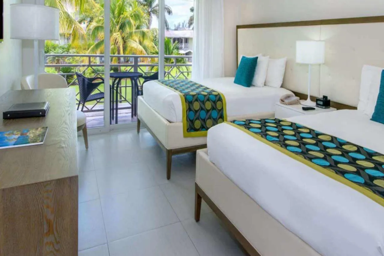 The Oasis At Sunset Hotel Montego Bay Resort