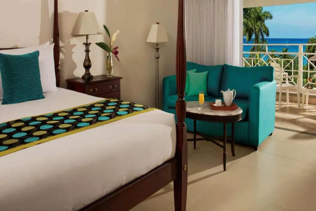 The Oasis At Sunset Hotel Montego Bay Jamaica